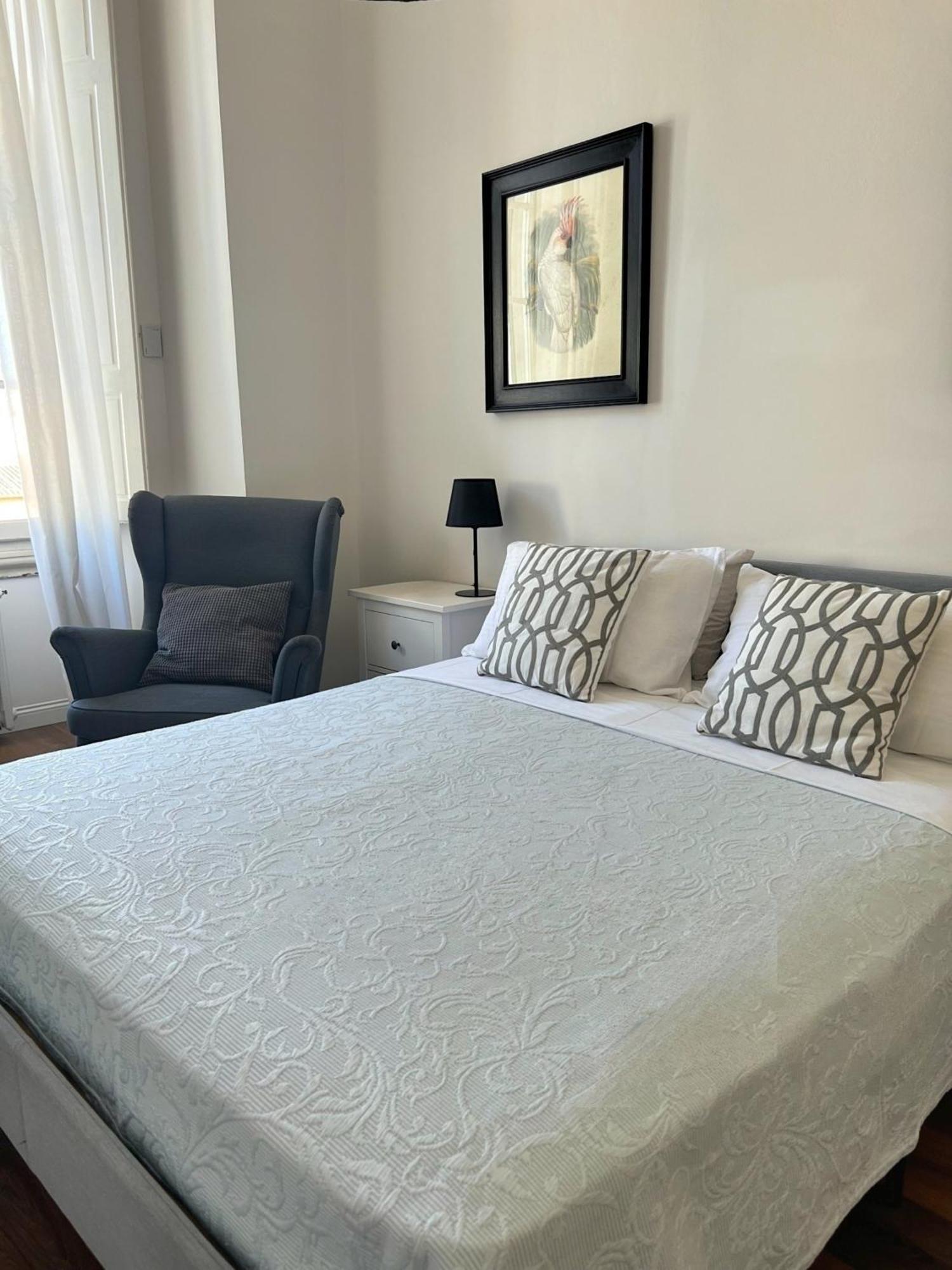 Santa Rosa Florence Apartments 3 Bedrooms - Private Parking Eksteriør billede
