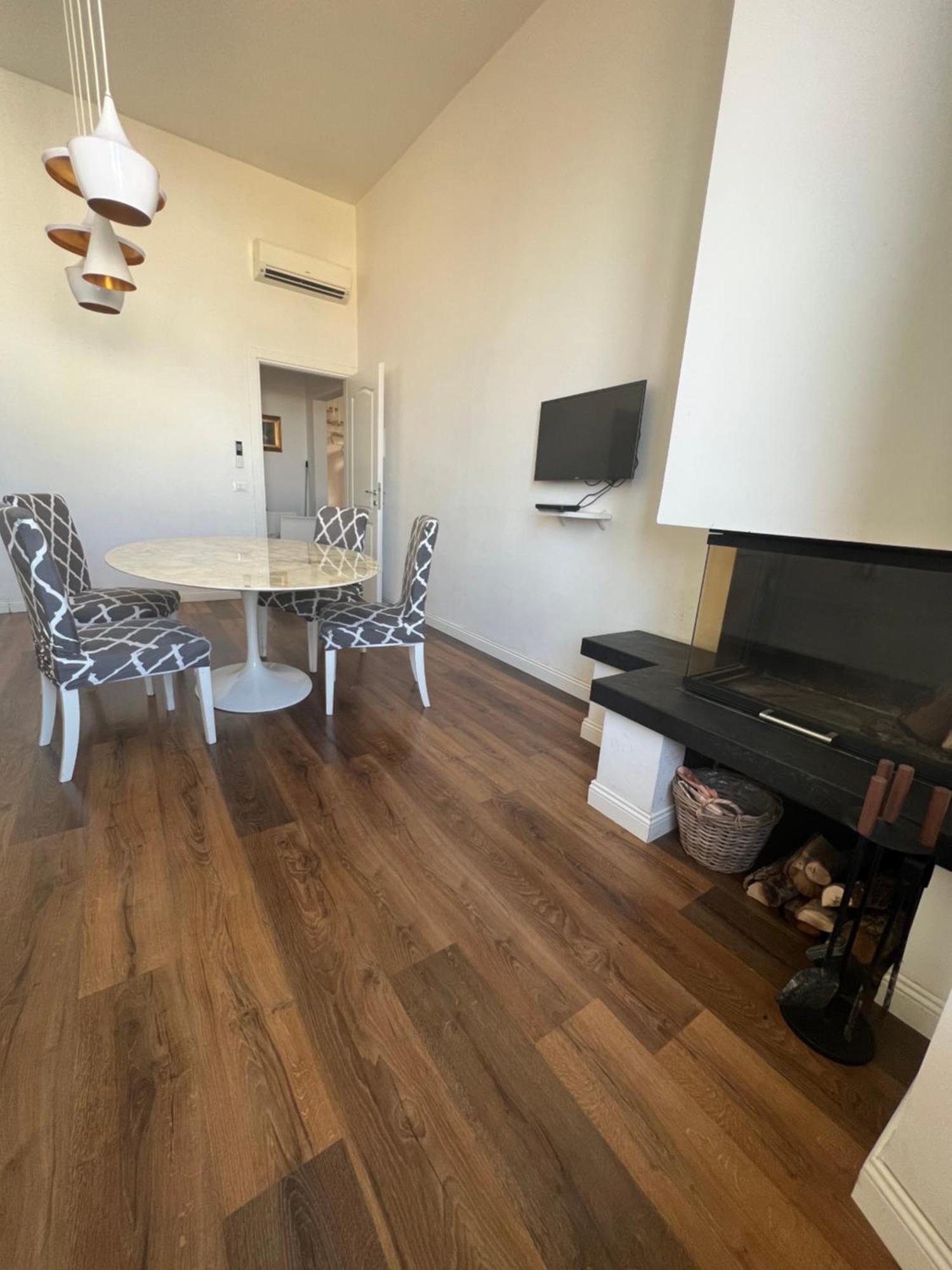 Santa Rosa Florence Apartments 3 Bedrooms - Private Parking Eksteriør billede