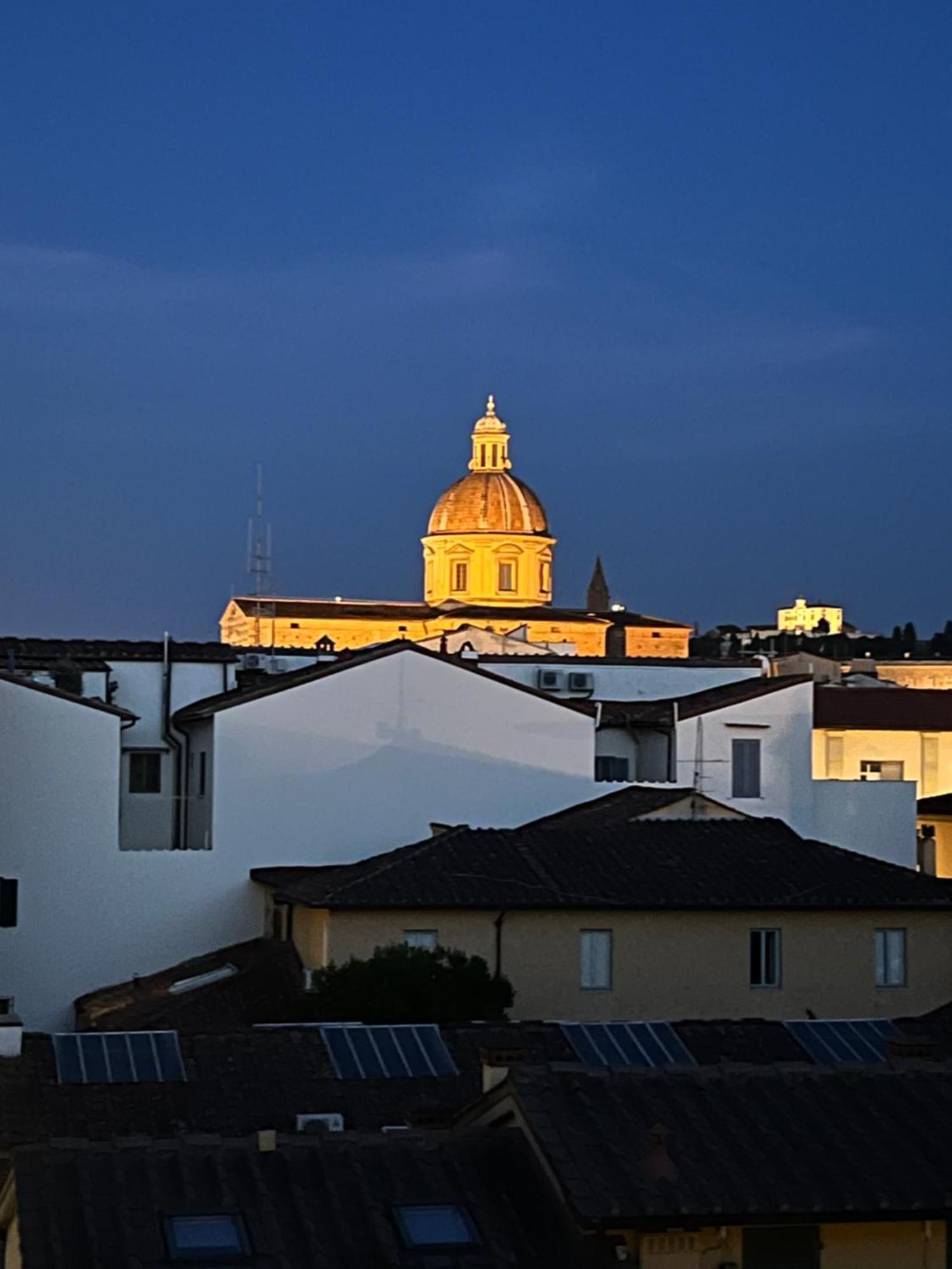 Santa Rosa Florence Apartments 3 Bedrooms - Private Parking Eksteriør billede