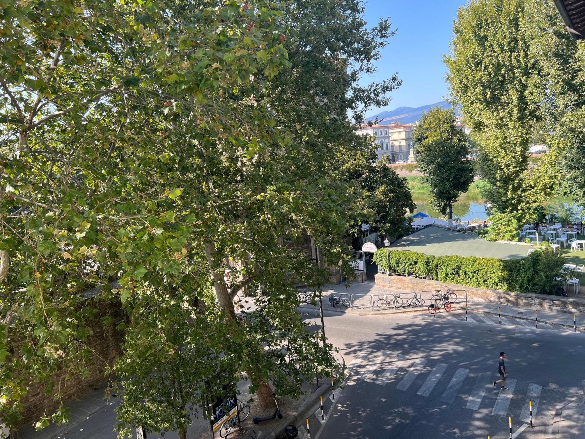 Santa Rosa Florence Apartments 3 Bedrooms - Private Parking Eksteriør billede